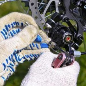 Как натянуть тросик тормоза на велосипеде